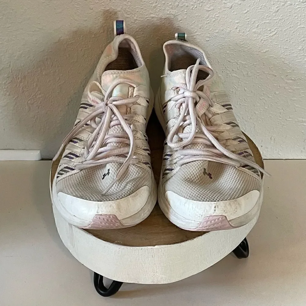 Pre-Loved Under Armour Youth Metallic Rainbow Sneakers Size 6Y